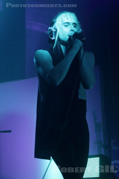 IAMX - 2022-06-10 - PARIS - Petit Bain - 